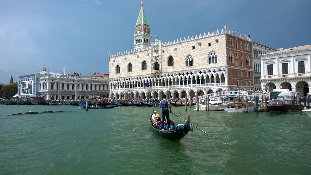 In Venice Back To San Marco Tourist Apartment Dış mekan fotoğraf